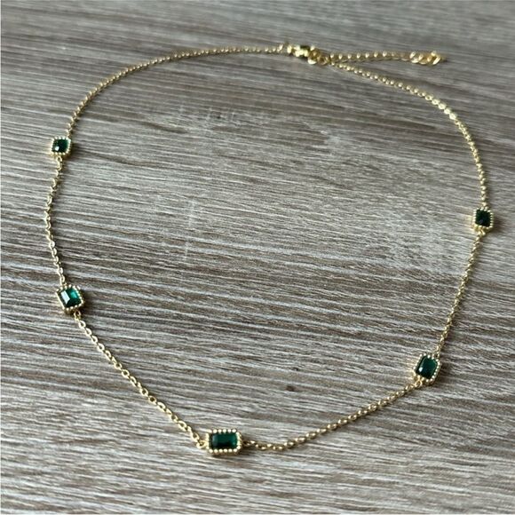 Green stone necklace A1179 - Picture 6 of 8